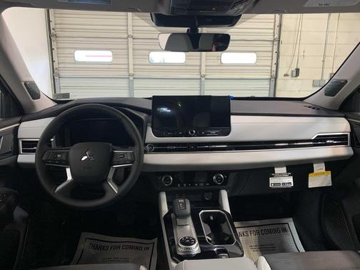 2025 Mitsubishi Outlander SE 2.5 2WD