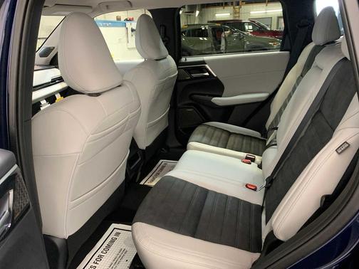 2025 Mitsubishi Outlander SE 2.5 2WD