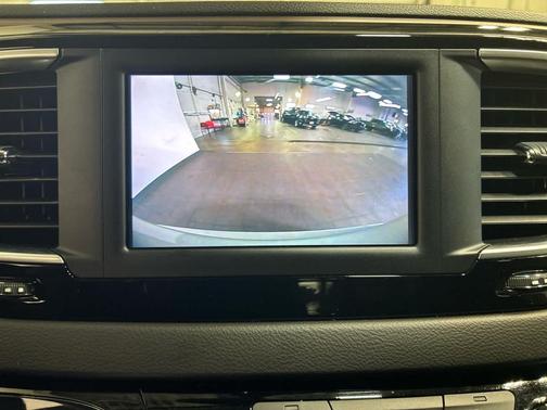 Silver Mist Clearcoat 2024 Chrysler Voyager LX