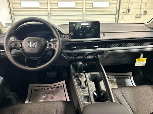 Platinum White Pearl 2026 Honda Accord SE