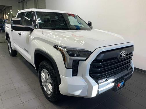 2022 Toyota Tundra SR5