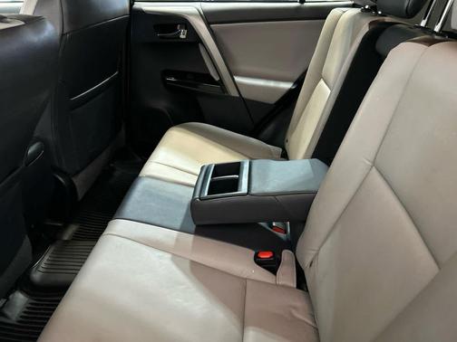 Black 2018 Toyota RAV4 Limited