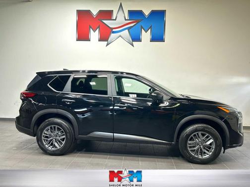 Super Black 2024 Nissan Rogue S
