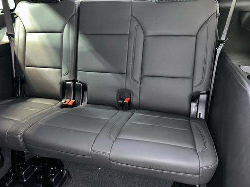 Dark Ash Metallic 2026 Chevrolet Tahoe 4WD Z71