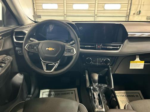 Cacti Green 2026 Chevrolet Trailblazer LT