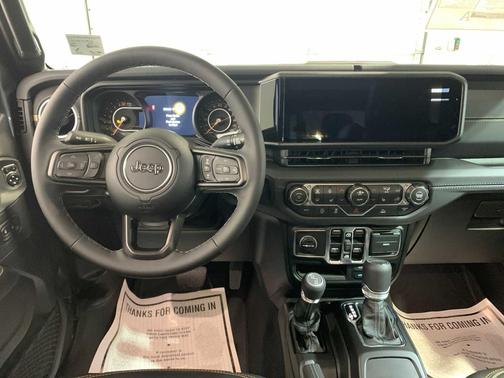 2025 Jeep Gladiator High Tide