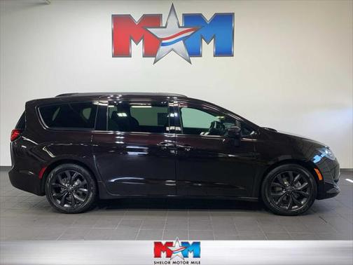 2019 Chrysler Pacifica Touring Plus