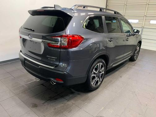 2025 Subaru Ascent Limited 7-Passenger