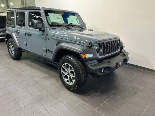 Anvil Clearcoat 2026 Jeep Wrangler Sport S