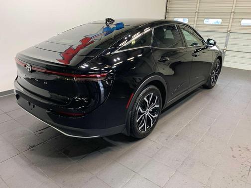 Black 2025 Toyota Crown XLE