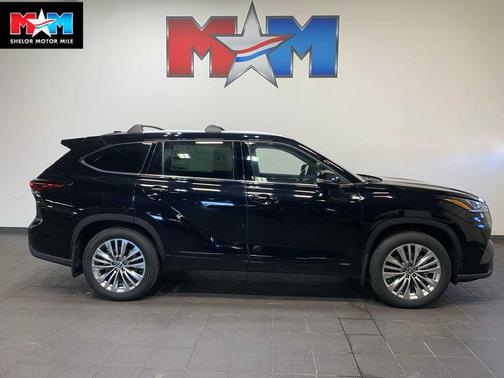 2026 Toyota Highlander Hybrid Platinum