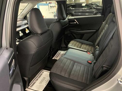 2025 Mitsubishi Outlander SE 2.5 S-AWC