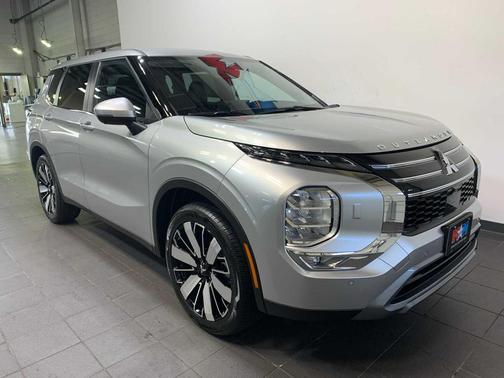 2025 Mitsubishi Outlander SE 2.5 S-AWC