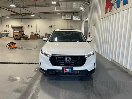 Platinum White Pearl 2026 Honda CR-V EX AWD