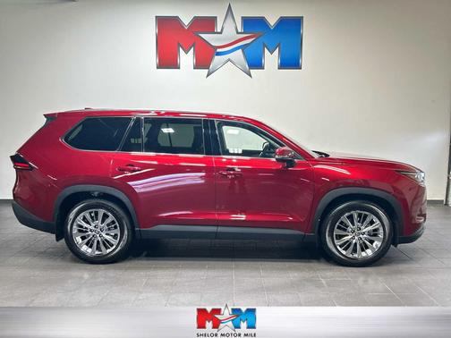 Ruby Flare Pearl 2025 Toyota Grand Highlander Platinum