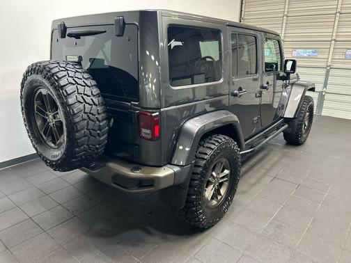 Granite Crystal Metallic Clearcoat 2017 Jeep Wrangler Unlimited 75th Anniversary Edition 4x4