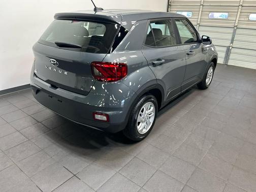 Ecotronic Gray 2026 Hyundai VENUE SE