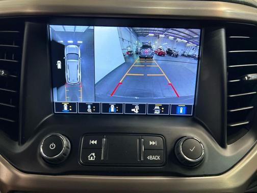 Sterling Metallic 2023 GMC Acadia Denali