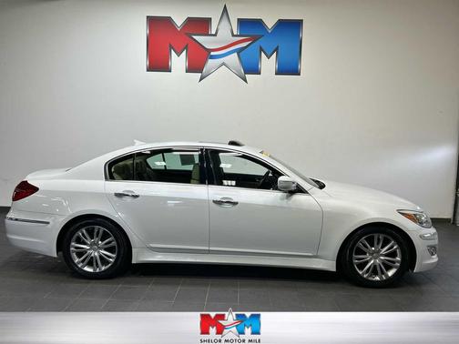 White Satin Pearl 2012 Hyundai Genesis 3.8