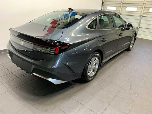 Nocturne Grey 2026 Hyundai SONATA SE