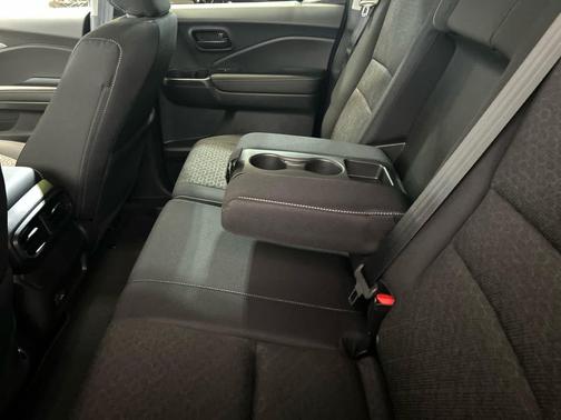 Crystal Black Pearl 2026 Honda Ridgeline Sport