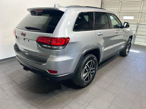Billet Silver Metallic Clearcoat 2021 Jeep Grand Cherokee Trailhawk