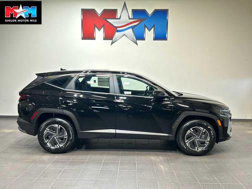 Ash Black 2026 Hyundai TUCSON Hybrid Blue SE