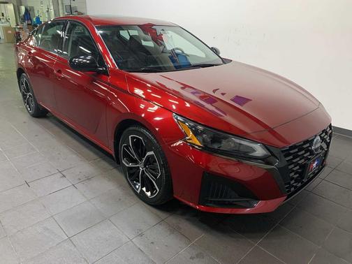 2023 Nissan Altima SR Intelligent AWD