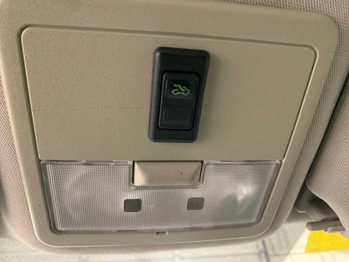 2010 Nissan Sentra 2.0 SR