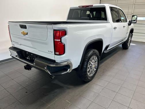 Summit White 2026 Chevrolet Silverado 2500 LTZ