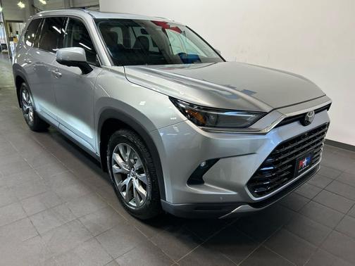 Celestial Silver Metallic 2024 Toyota Grand Highlander Limited