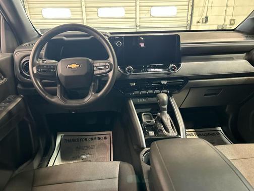 Summit White 2024 Chevrolet Colorado WT