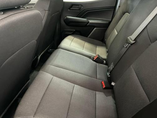 Summit White 2024 Chevrolet Colorado WT