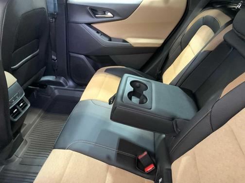 Mosaic Black Metallic 2026 Chevrolet Equinox AWD ACTIV