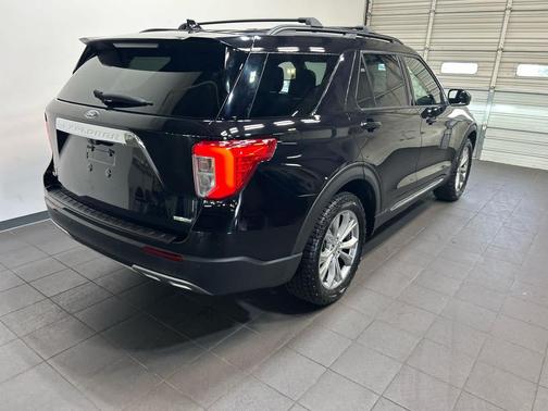 Agate Black Metallic 2020 Ford Explorer XLT