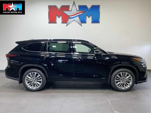 2026 Toyota Highlander Hybrid Platinum