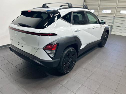 Atlas White 2026 Hyundai KONA SEL Sport