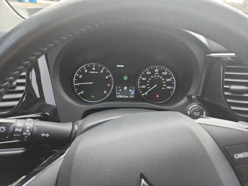 2019 Mitsubishi Outlander SEL