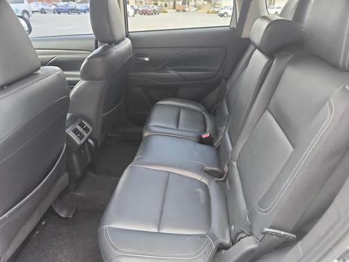 2019 Mitsubishi Outlander SEL