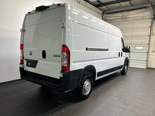 Bright White Clearcoat 2024 RAM ProMaster 2500 Tradesman