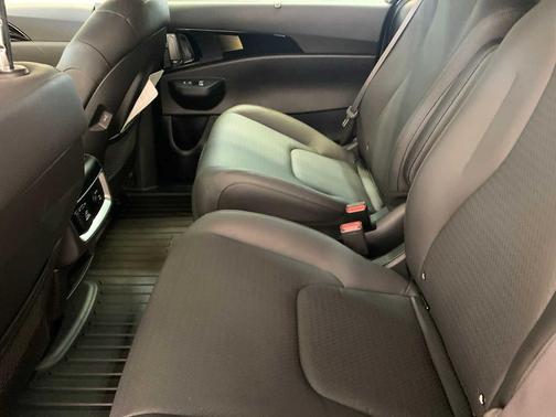 2025 Kia Carnival SX Prestige