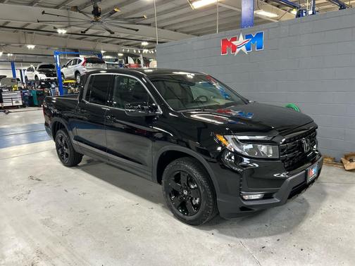 Crystal Black Pearl 2026 Honda Ridgeline Black