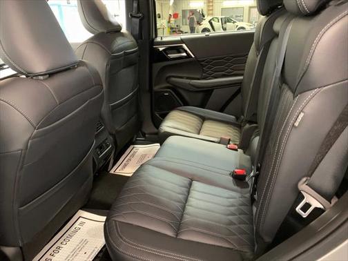 2025 Mitsubishi Outlander SEL 2.5 S-AWC