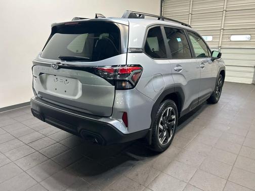 Ice Silver Metallic 2026 Subaru Forester Limited