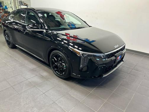 AURORA BLACK PE 2026 Kia K4 GT-Line Turbo