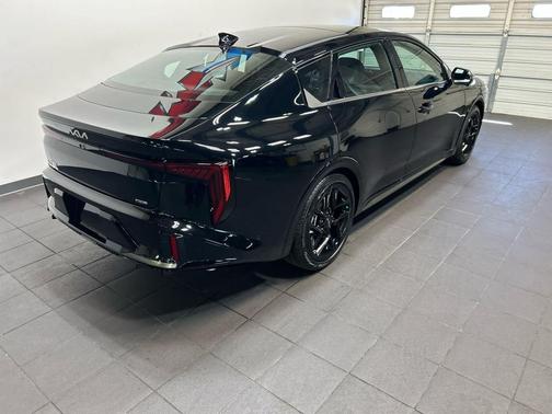 AURORA BLACK PE 2026 Kia K4 GT-Line Turbo