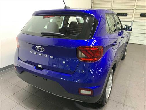 2025 Hyundai VENUE SE