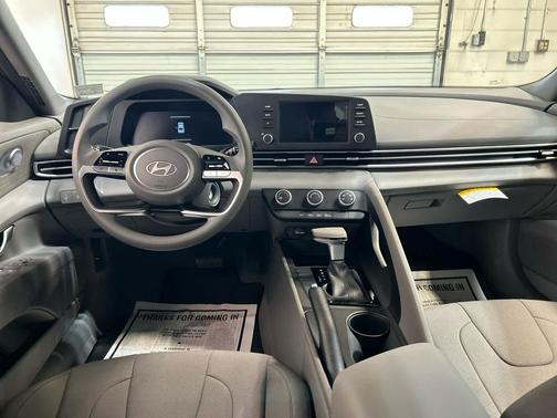 Amazon Gray 2026 Hyundai ELANTRA SE