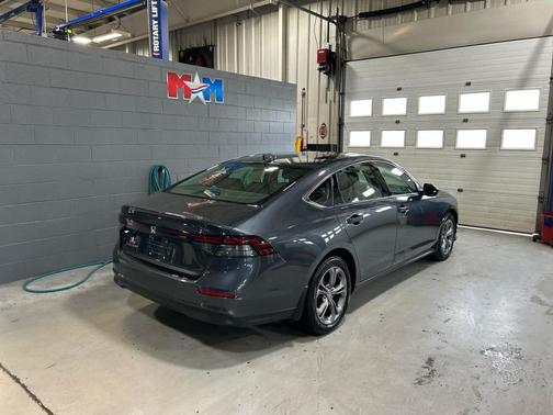 2024 Honda Accord EX 1.5T
