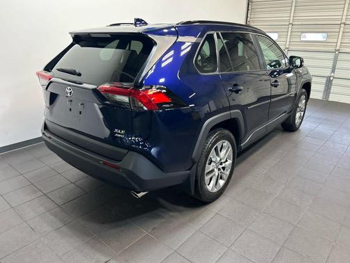 Blueprint 2025 Toyota RAV4 XLE Premium